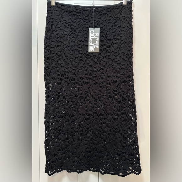 Lace Maxi Skirt With See Through Lace Bottom Sz LG FUTURE COLLECTIVE NEW! - Picture 2 of 4